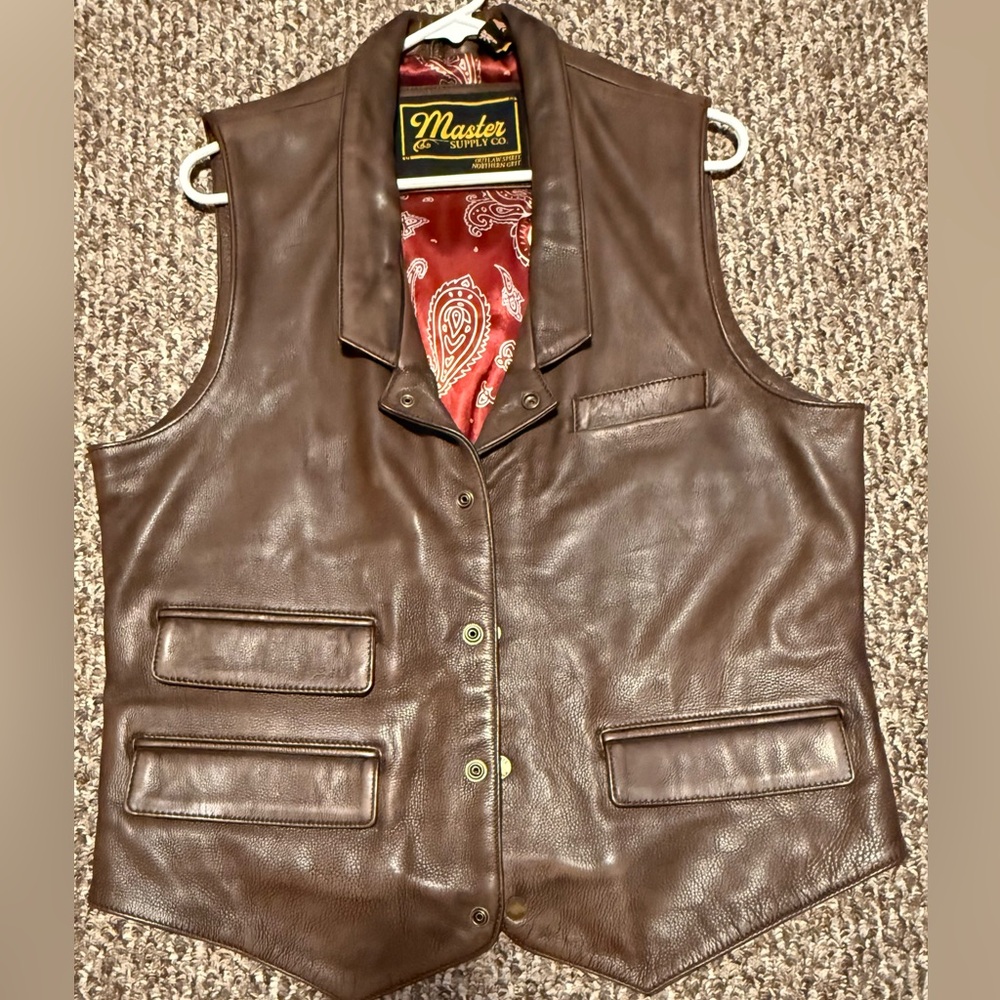 Master Supply Co. “Gunslinger Statesmen” Leather Vest | BROWN | Size L